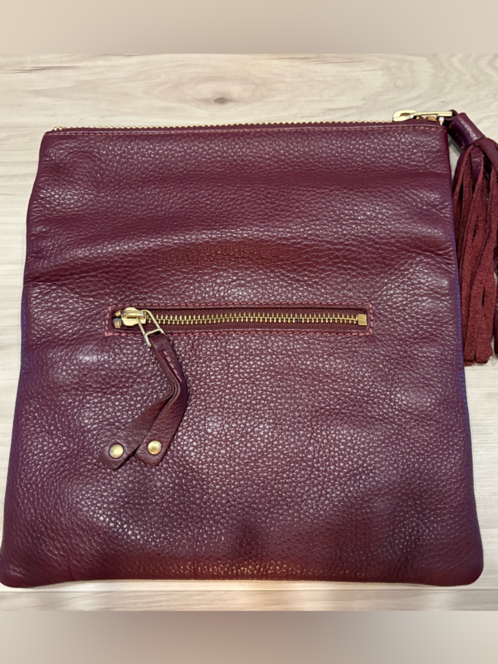 Roots Genuine Leather Fold-Over Top Zip Crossbody Bag Tassel Burgundy - Picture 8 of 15